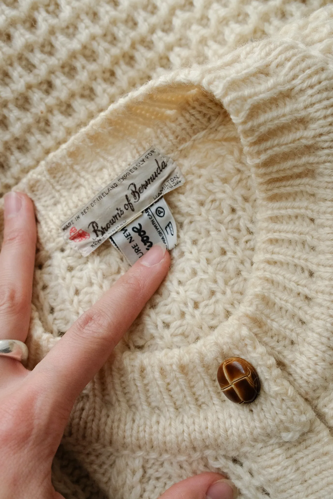 Adorable 1970's  Cable Knit Cream Aran Wool Cardigan Sweater / Sz M