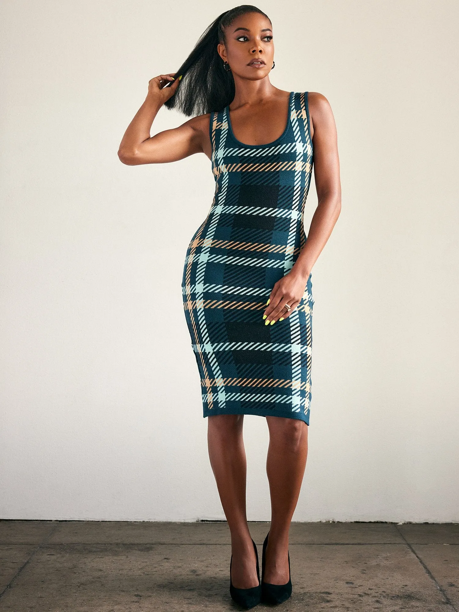 Aerith Plaid Sleeveless Sweater Dress