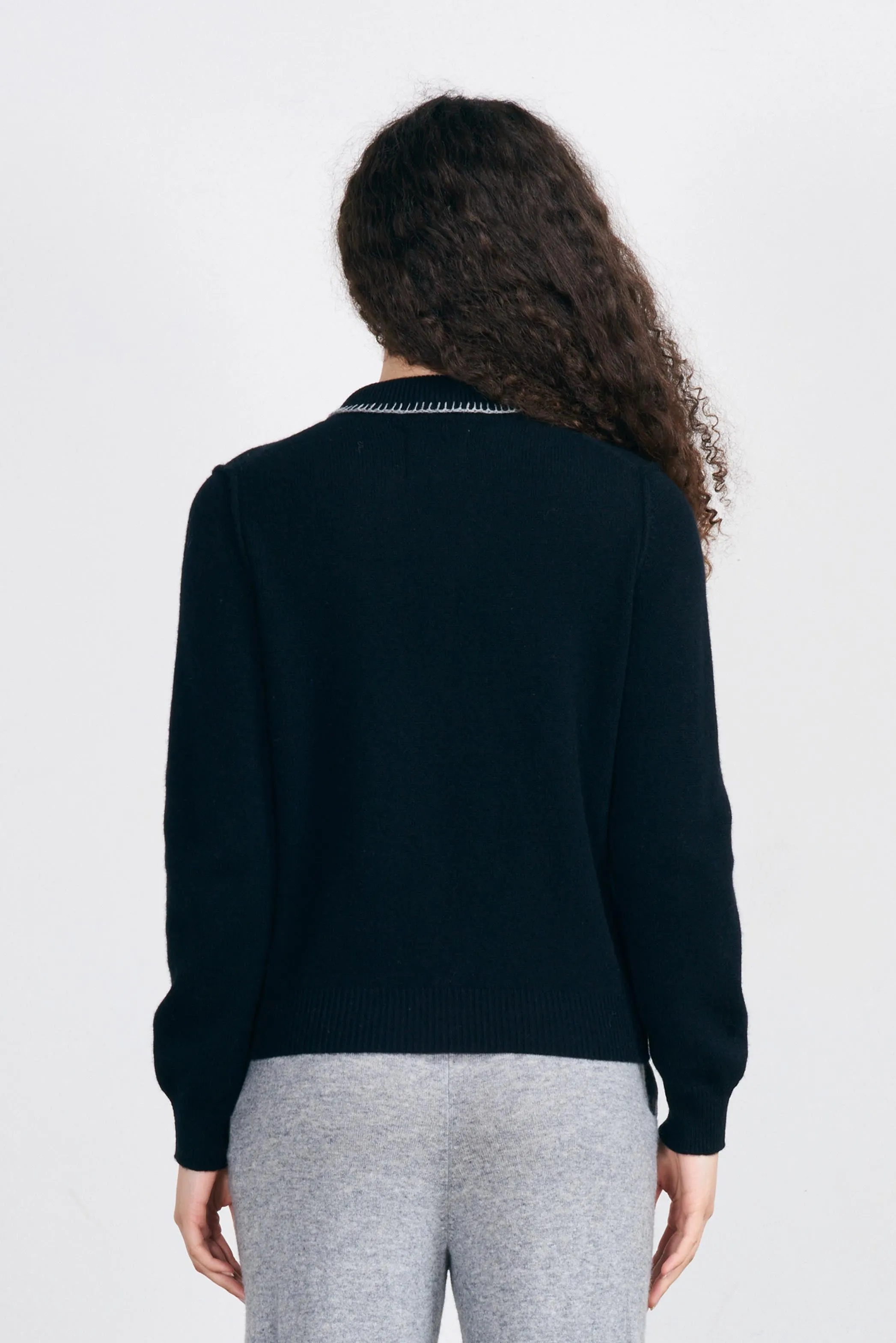 Cashmere Blanket Stitch Collar in Black
