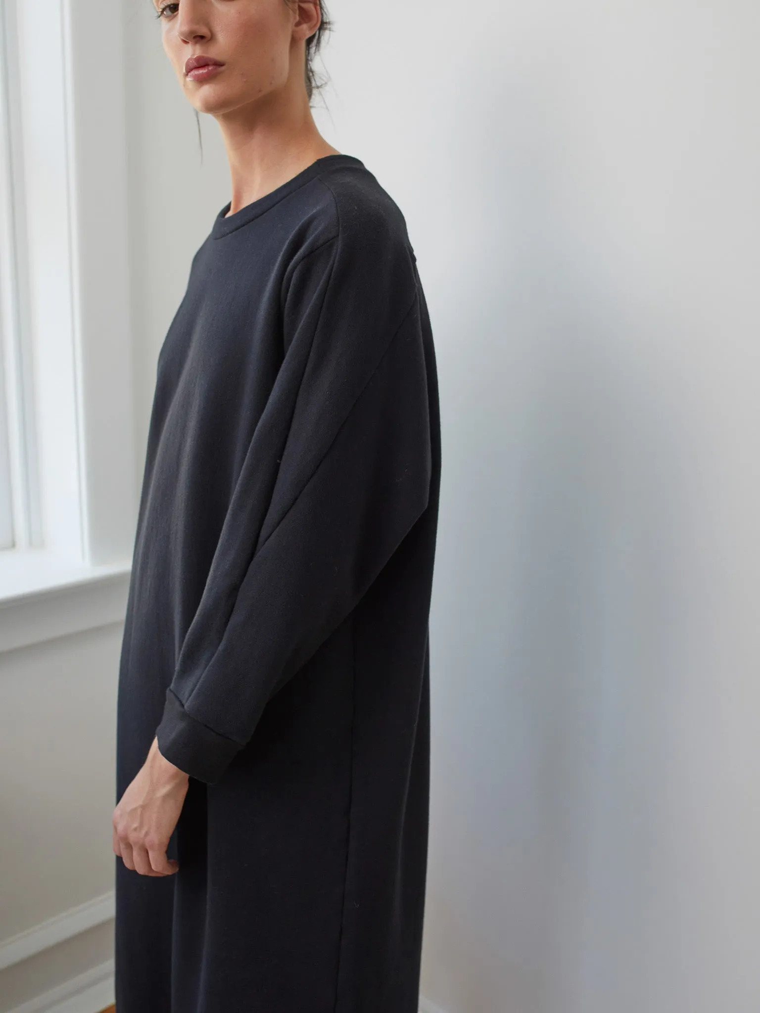 Sweatshirt Dress in Black (L)