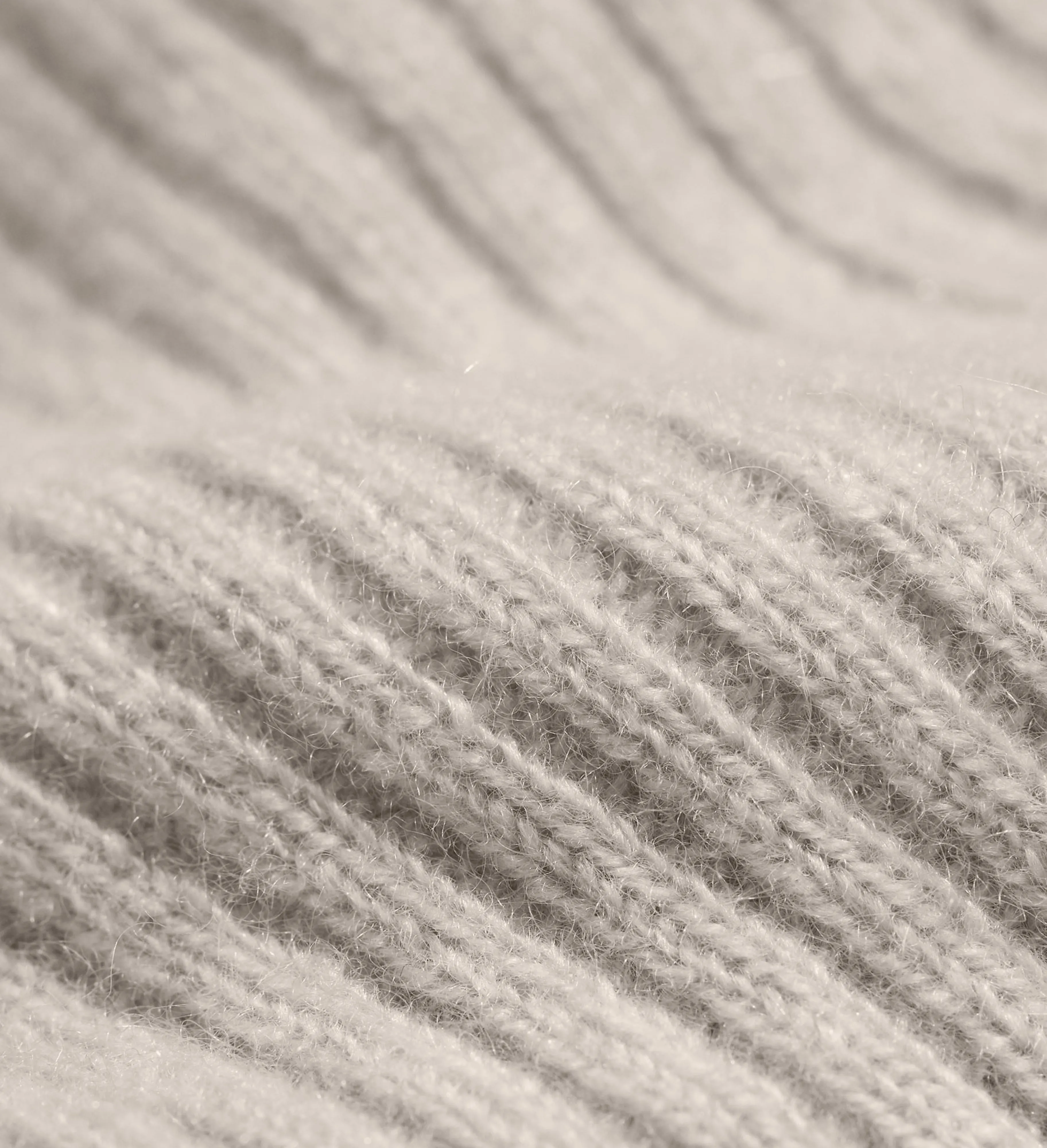 The Ribbed Cashmere Pants