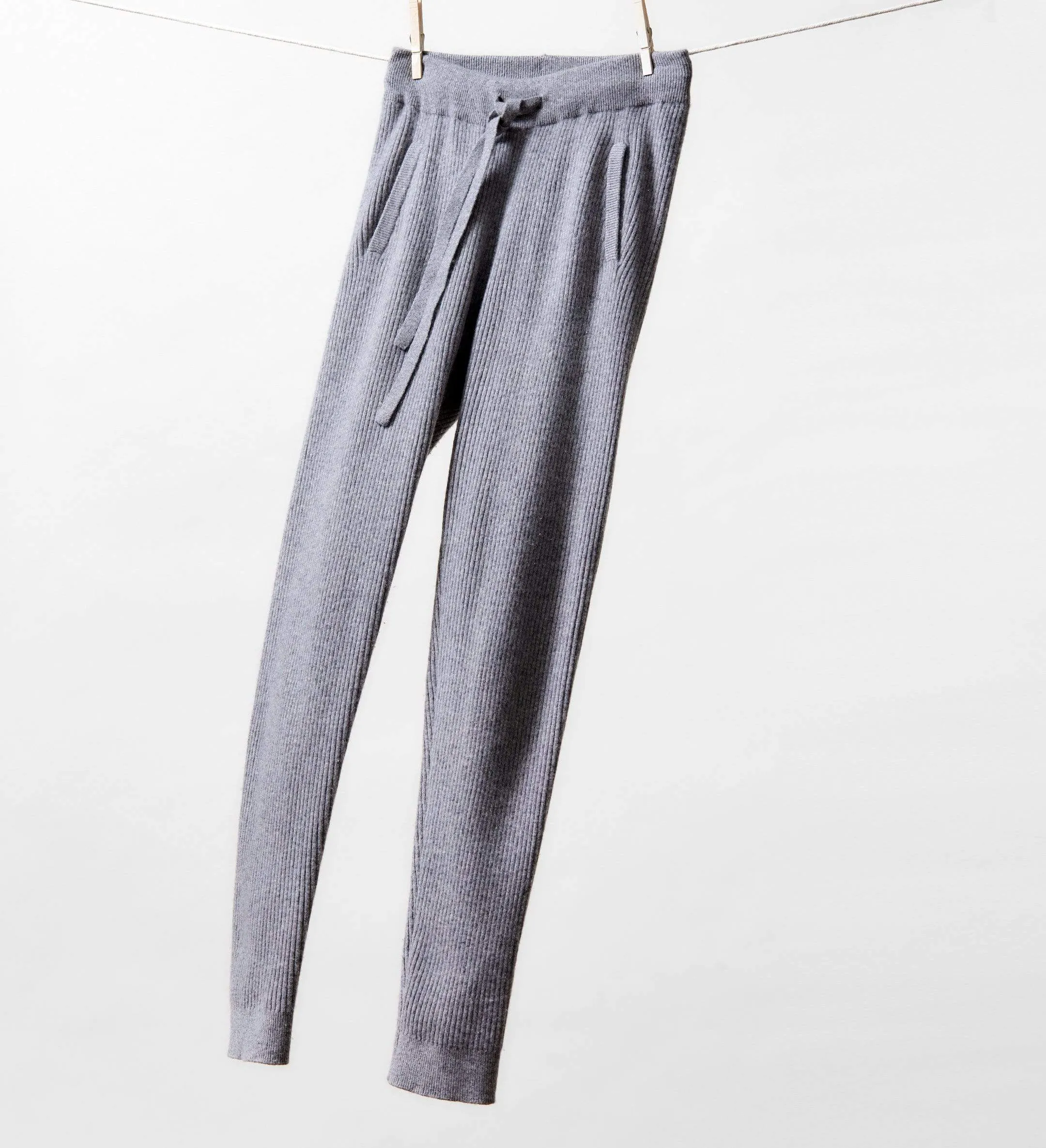 The Ribbed Cashmere Pants