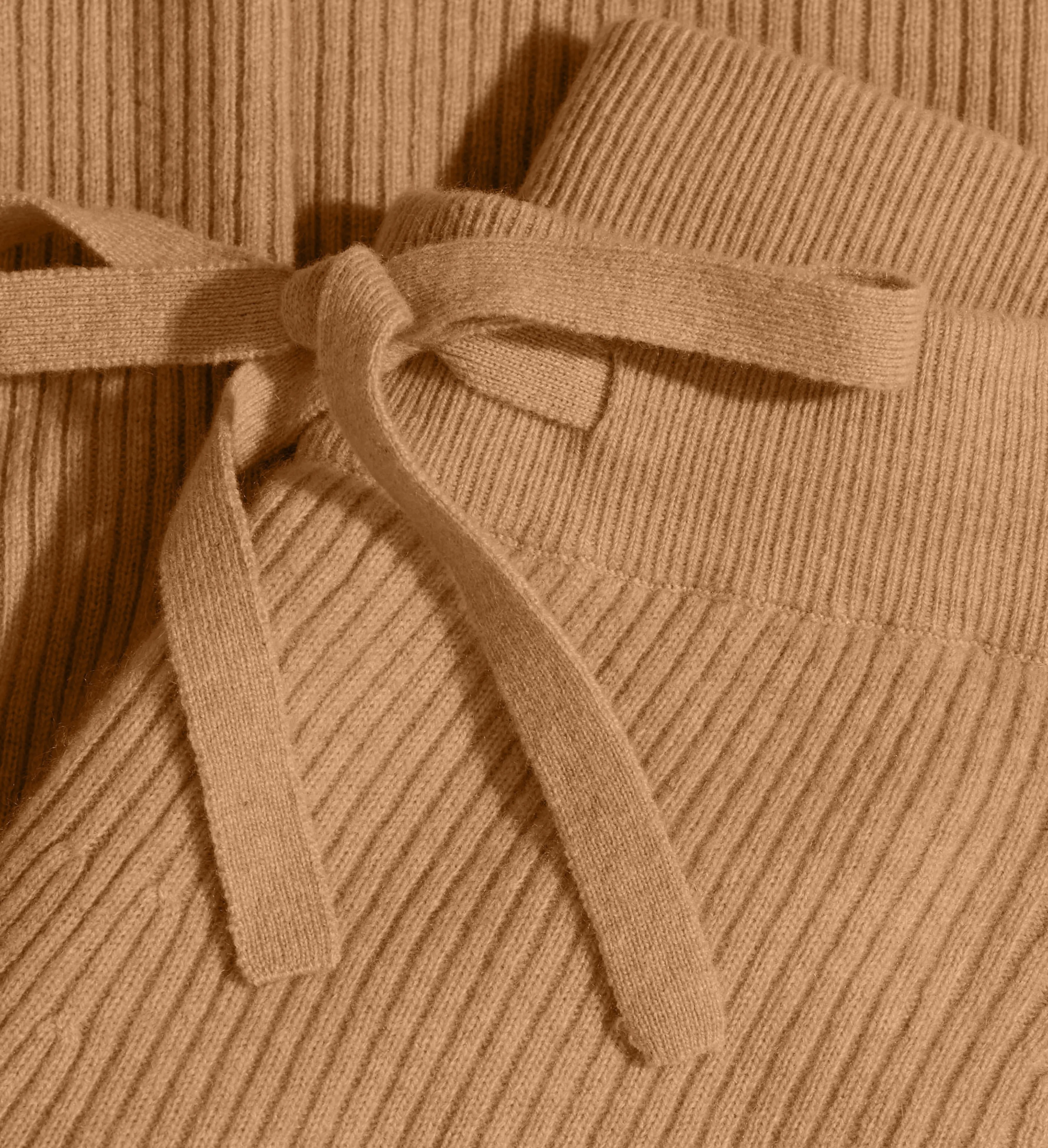 The Ribbed Cashmere Pants