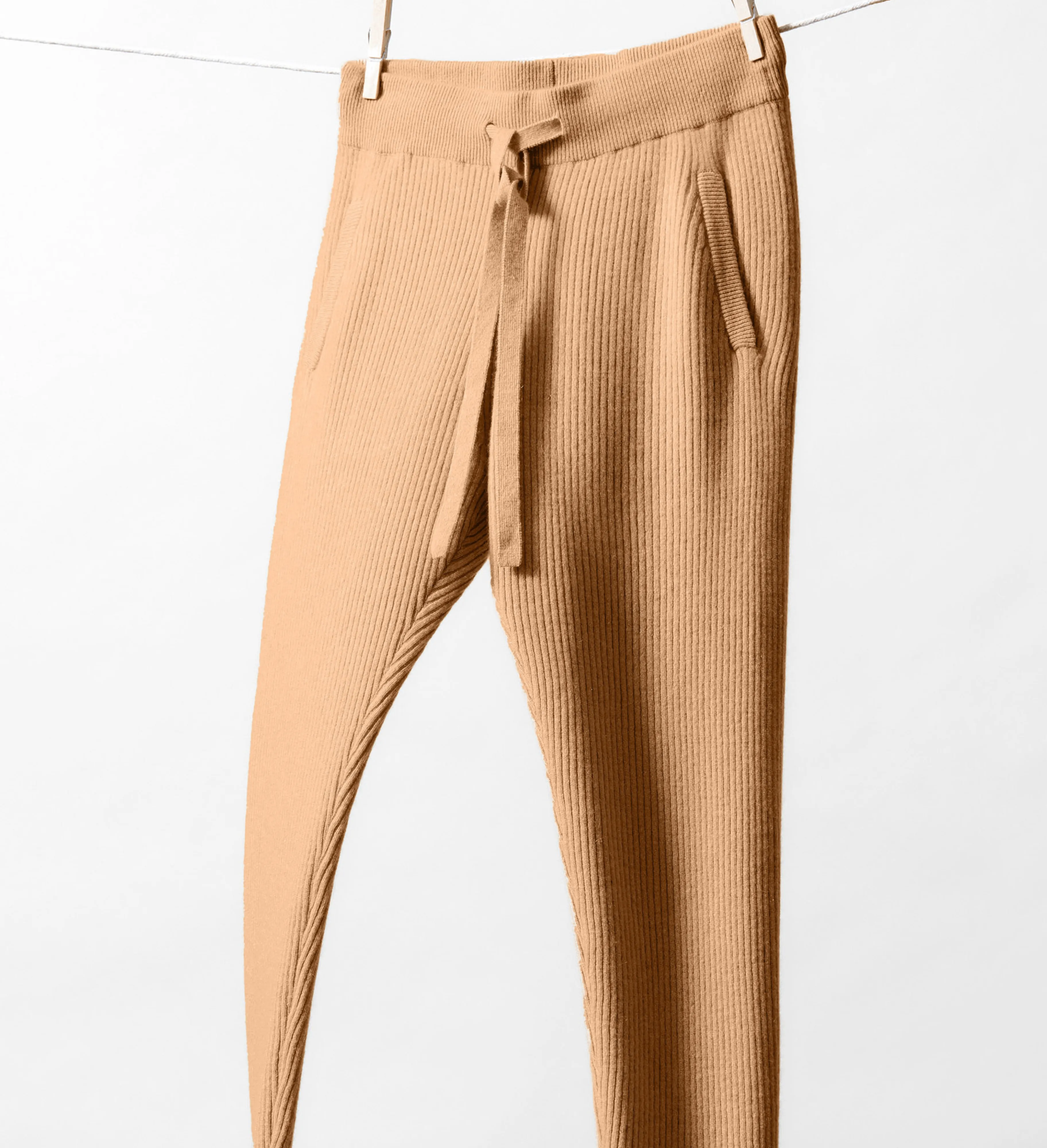The Ribbed Cashmere Pants