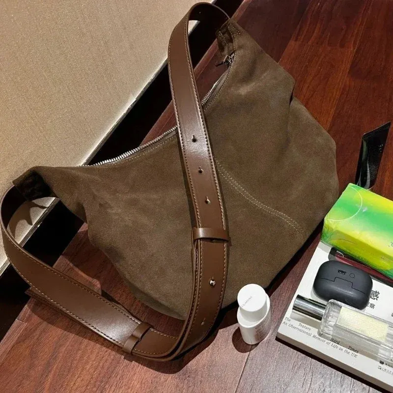 UAKISS  -  2024 New All Match Solid Women Crossbody Bag Streetwear Grunge Vintage Handbags Trendy Simple Casual Shoulder Bags Y2k Aesthetic